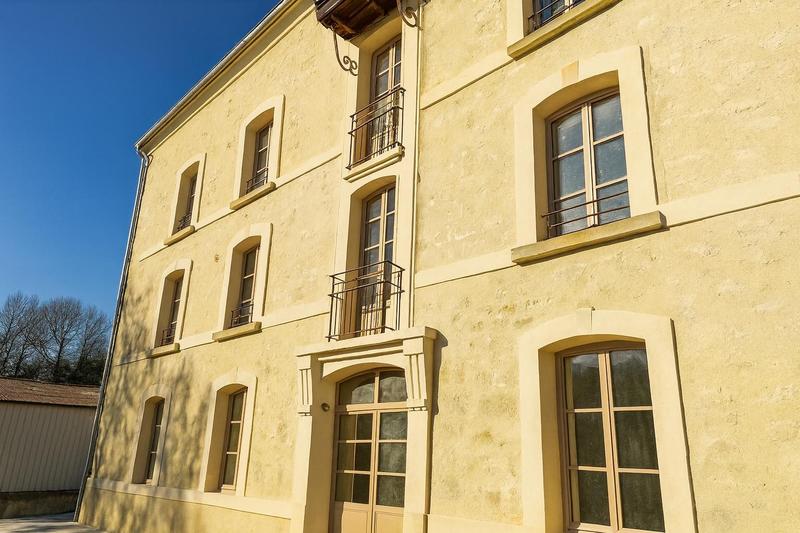 Appartement - 100 m² - 5 pièces