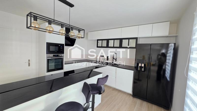 Maison - 115 m² - 5 pièces