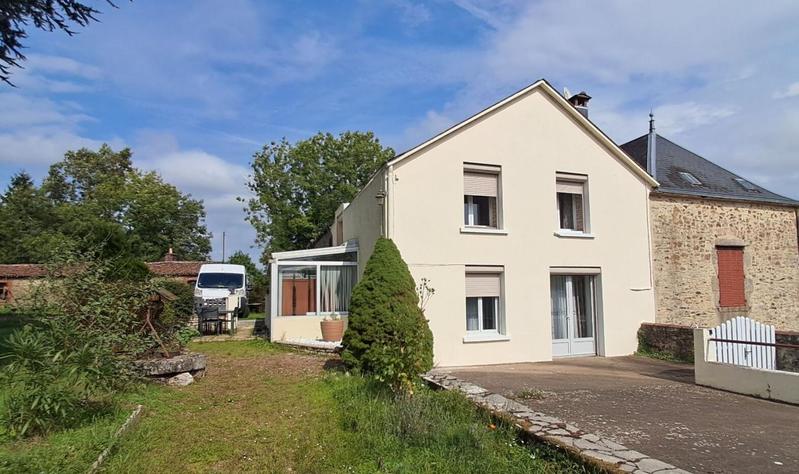 Maison - 80 m² - 4 pièces