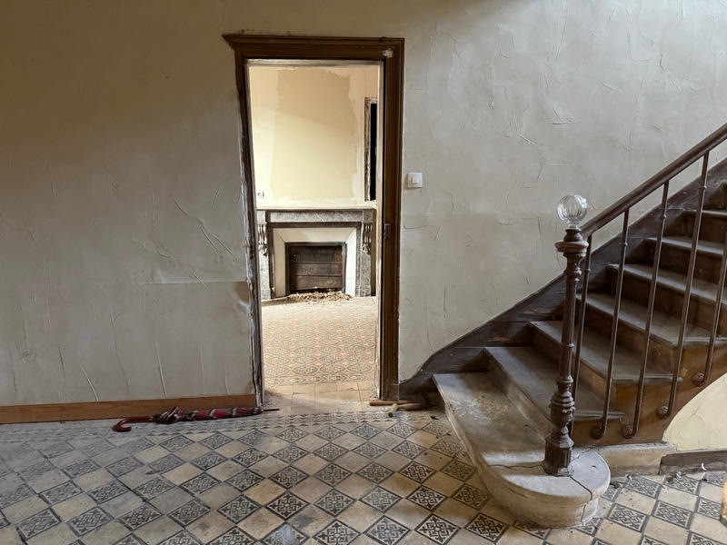 Maison - 200 m² - 8 pièces