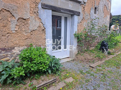 Maison - 242 m² - 8 pièces