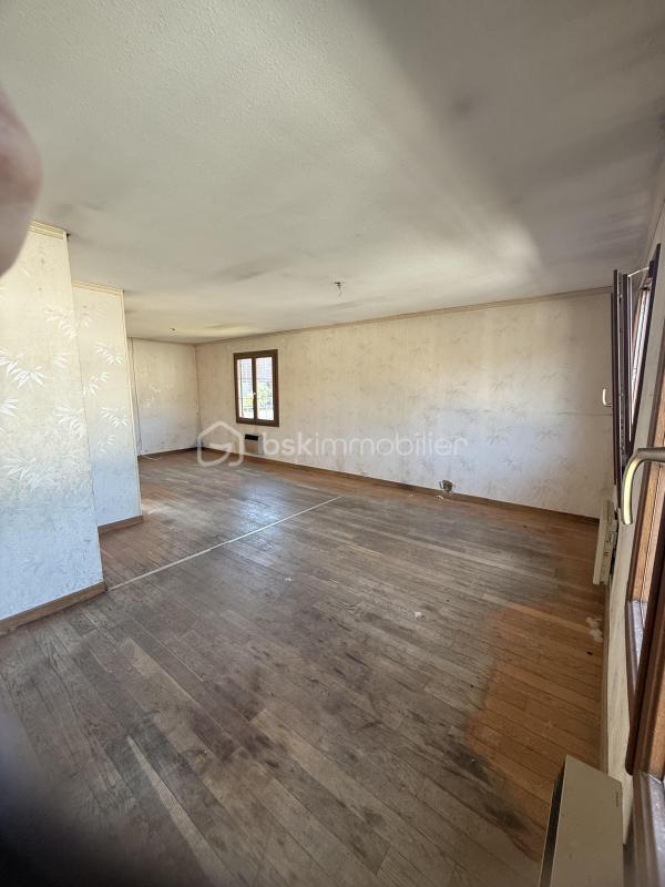 Maison - 104 m² - 6 pièces