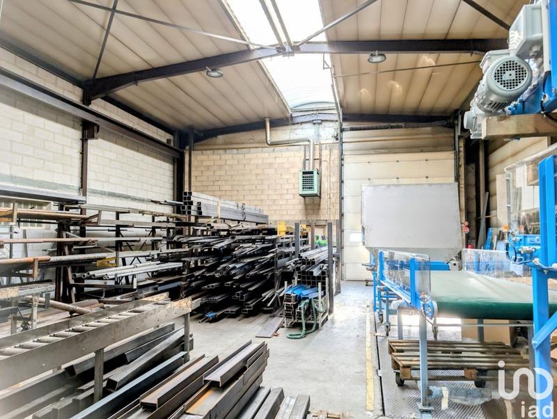 Local commercial - 1 717 m²