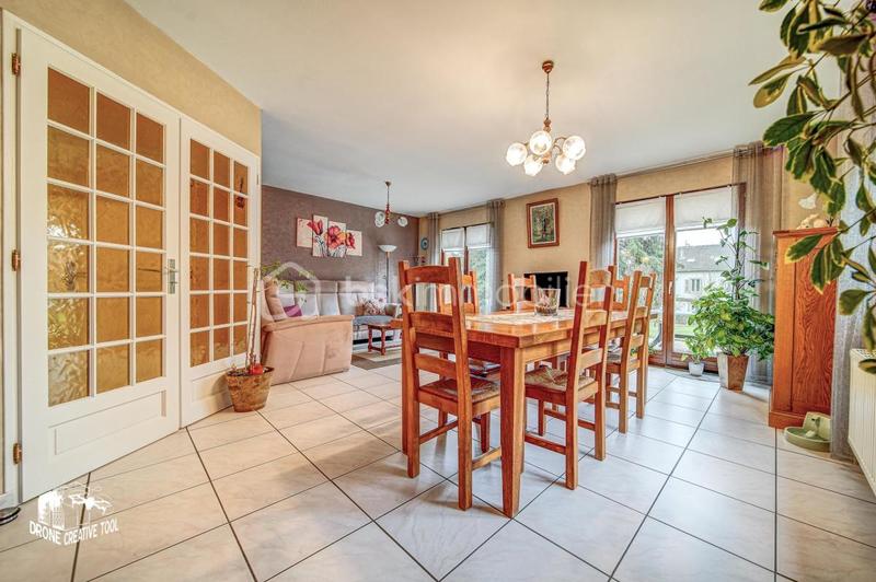 Maison traditionnelle - 118 m² - 5 pièces