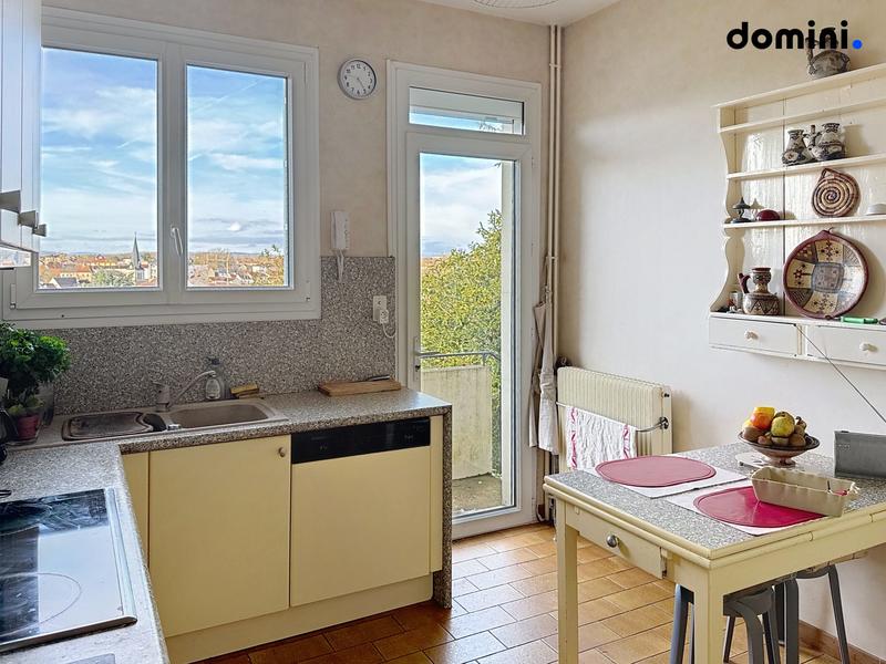 Maison ancienne - 264 m² - 11 pièces