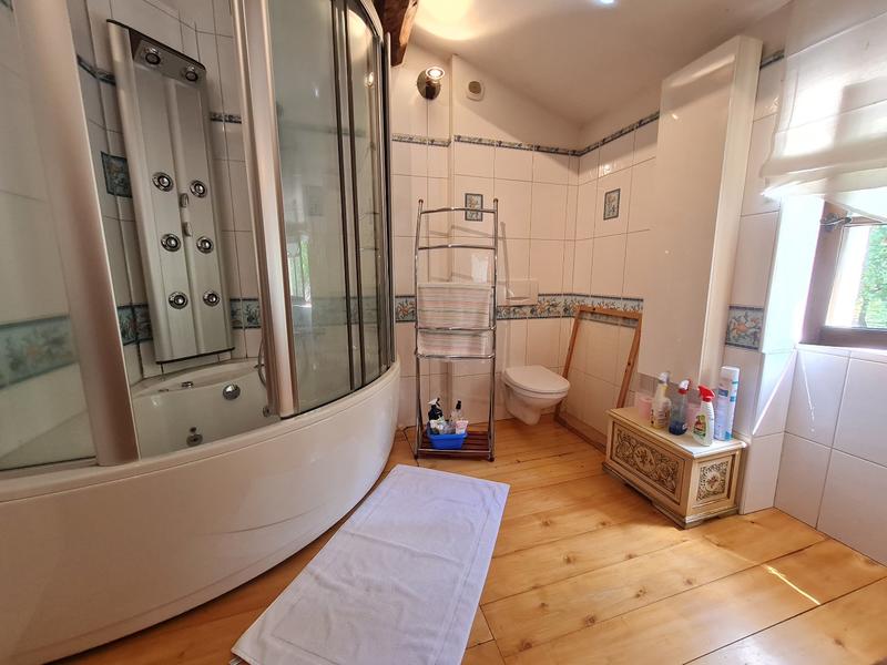 Maison - 185 m² - 5 pièces