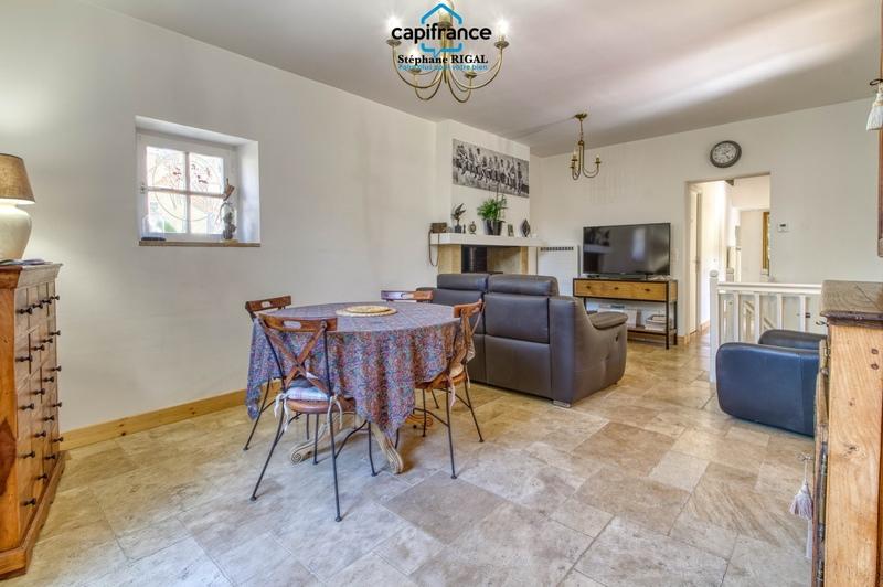 Maison en pierre - 130 m² - 7 pièces