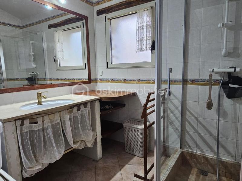 Maison en pierre - 180 m² - 7 pièces