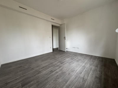Appartement - 77 m² - 4 pièces