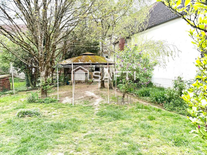 Maison - 197 m² - 7 pièces