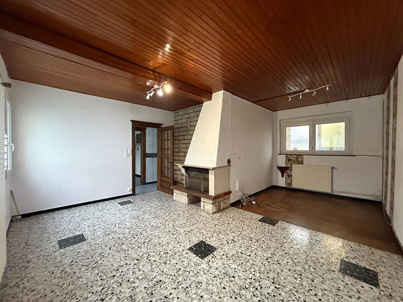 Maison - 240 m² - 9 pièces