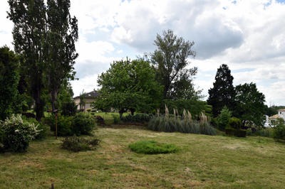 Terrain - 1 200 m²