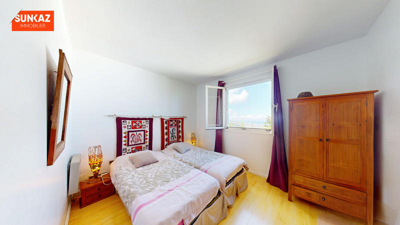 Maison - 176 m² - 6 pièces