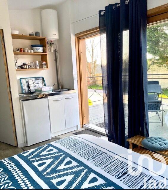 Maison - 300 m² - 10 pièces