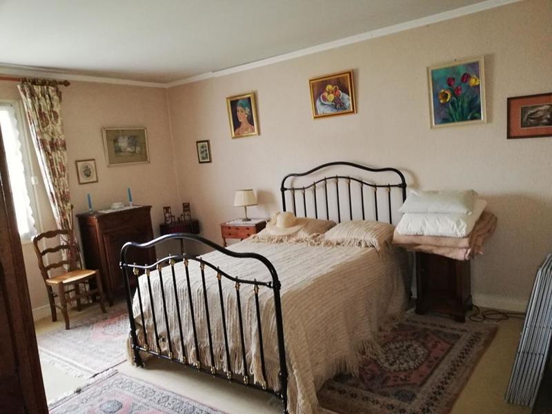 Maison - 252 m² - 8 pièces