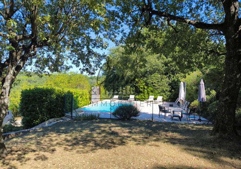 Villa - 80 m² - 4 pièces