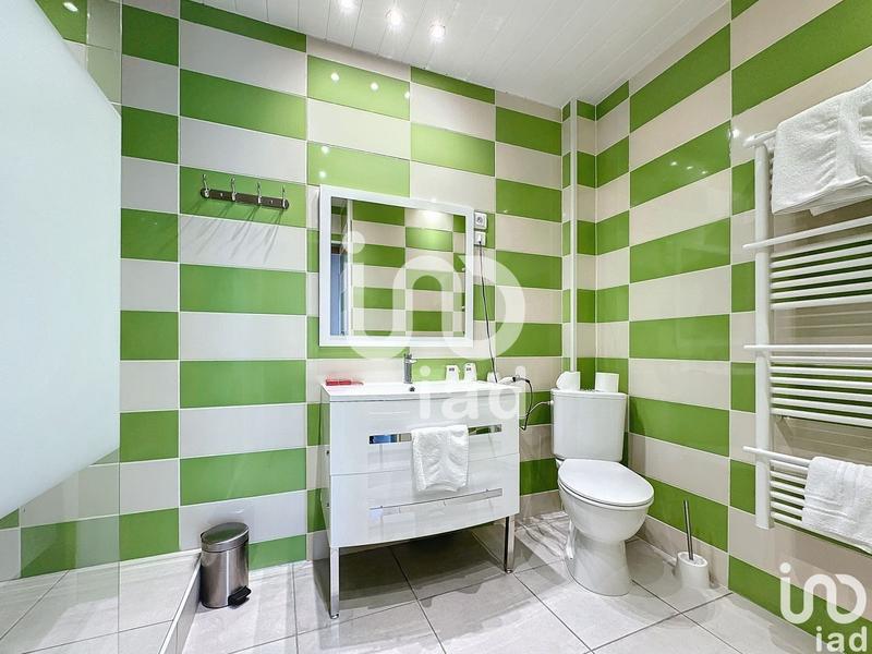 Local commercial - 1 750 m²