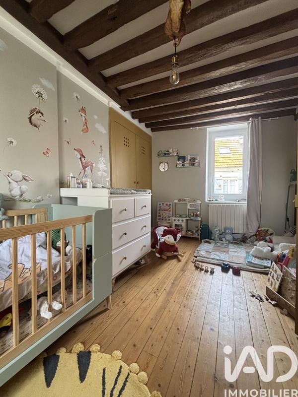 Maison - 90 m² - 5 pièces