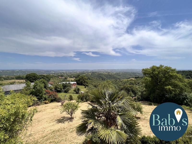 Maison contemporaine - 225 m² - 7 pièces