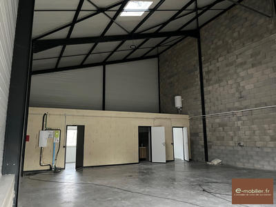 Local d'activités - 150 m²