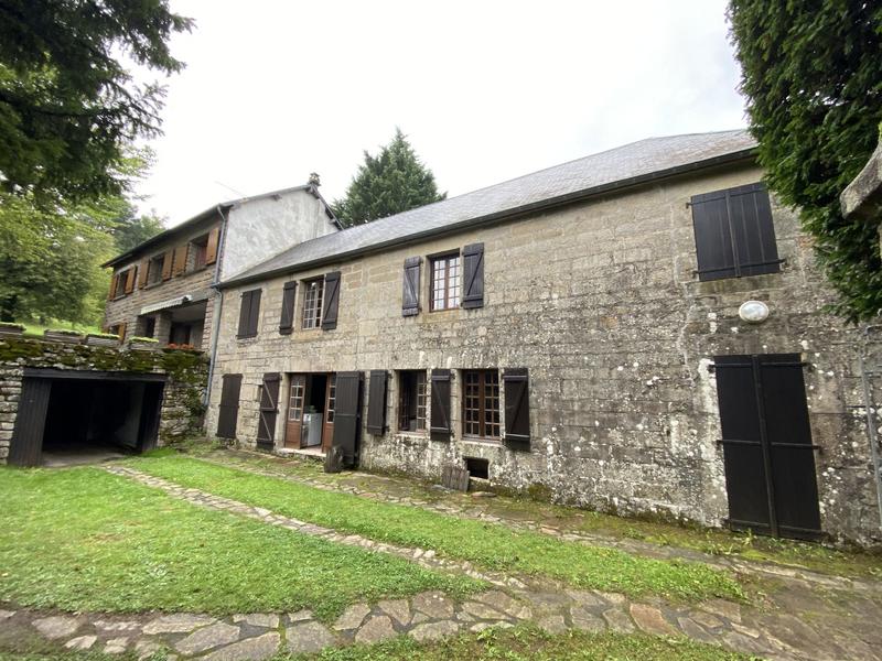 Maison ancienne - 225 m² - 9 pièces