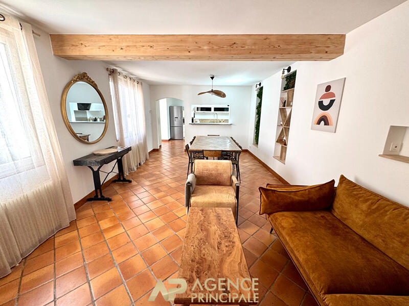 Maison - 157 m² - 6 pièces