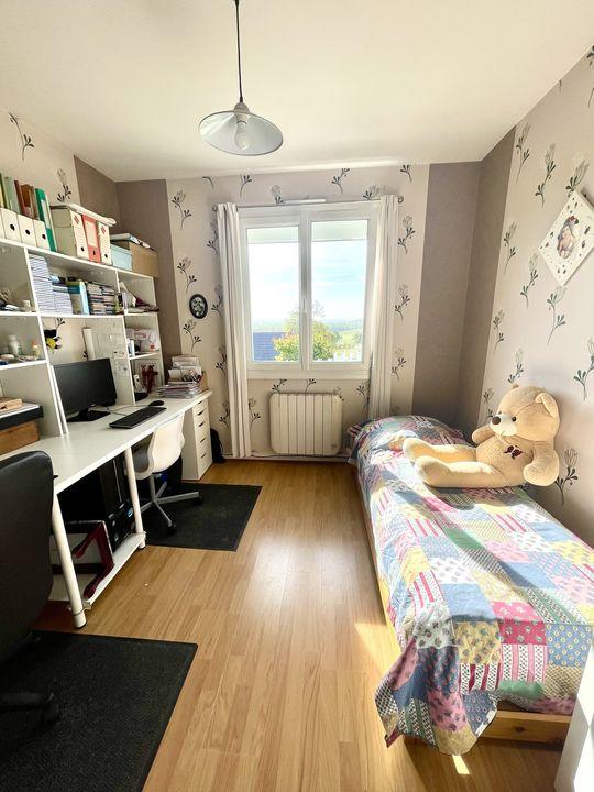 Pavillon - 82 m² - 4 pièces