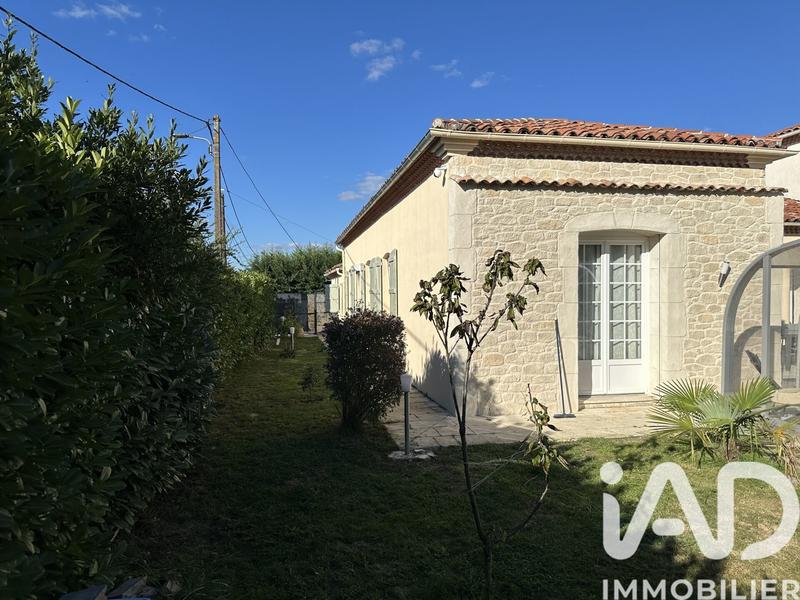 Maison - 218 m² - 6 pièces