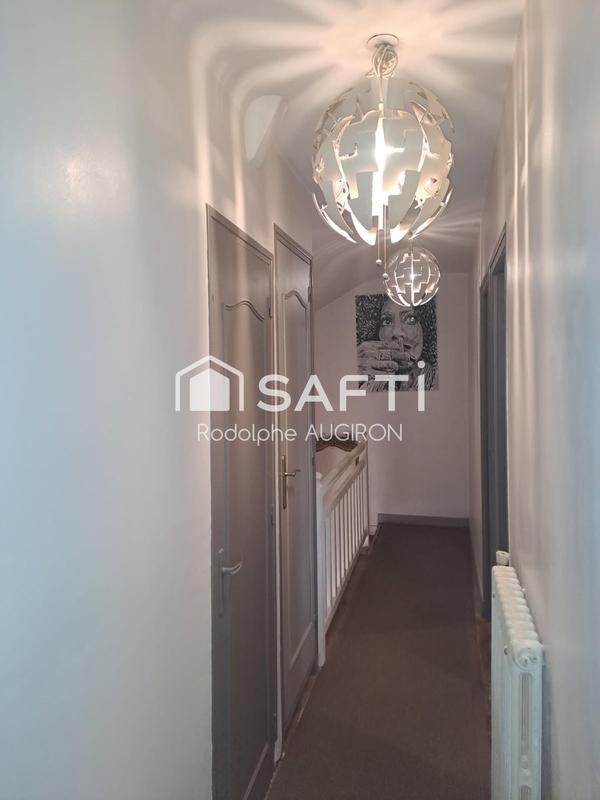 Maison - 90 m² - 4 pièces