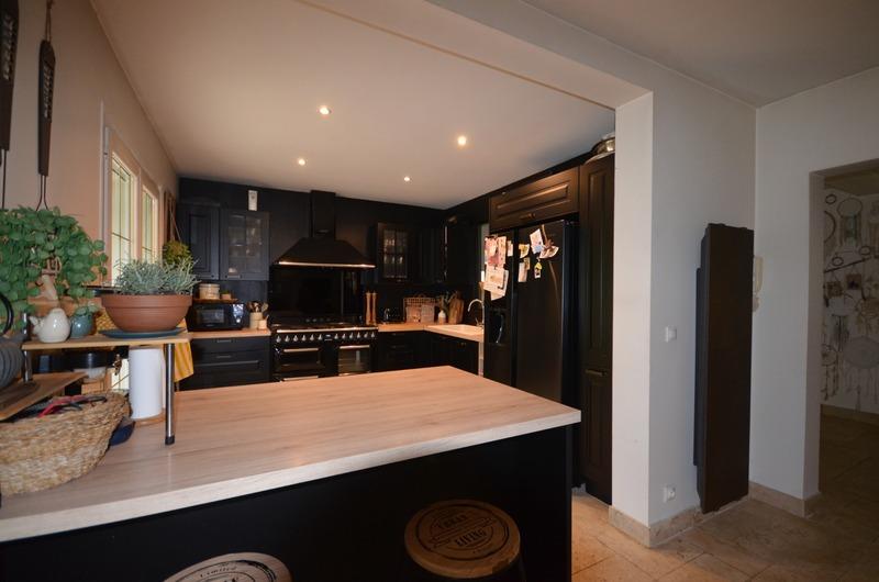 Maison - 248 m² - 6 pièces