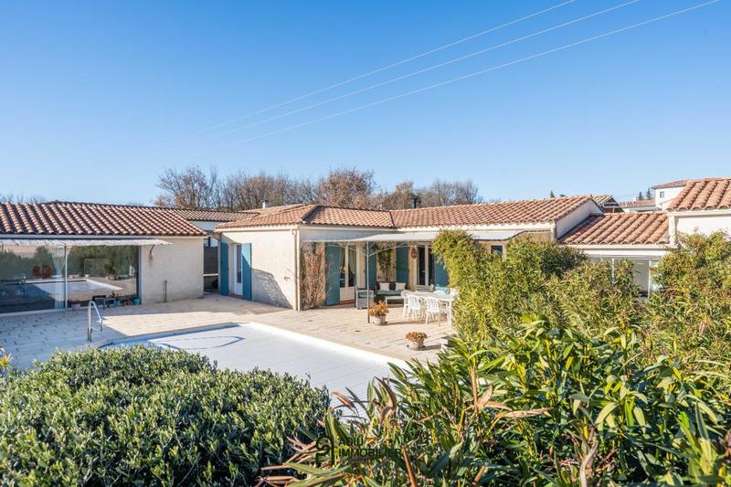 Maison - 104 m² - 4 pièces