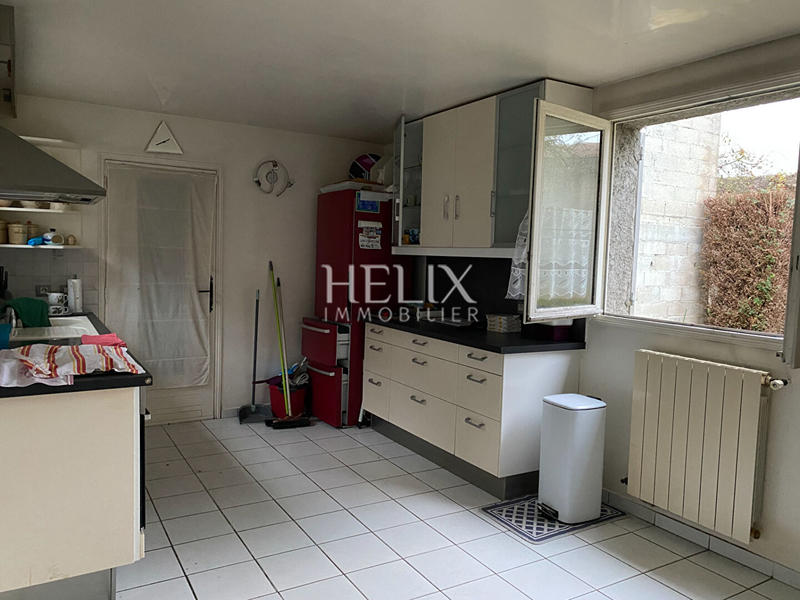 Maison - 316 m² - 9 pièces