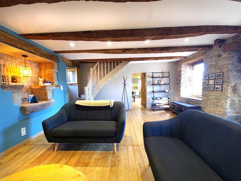 Maison - 285 m² - 10 pièces