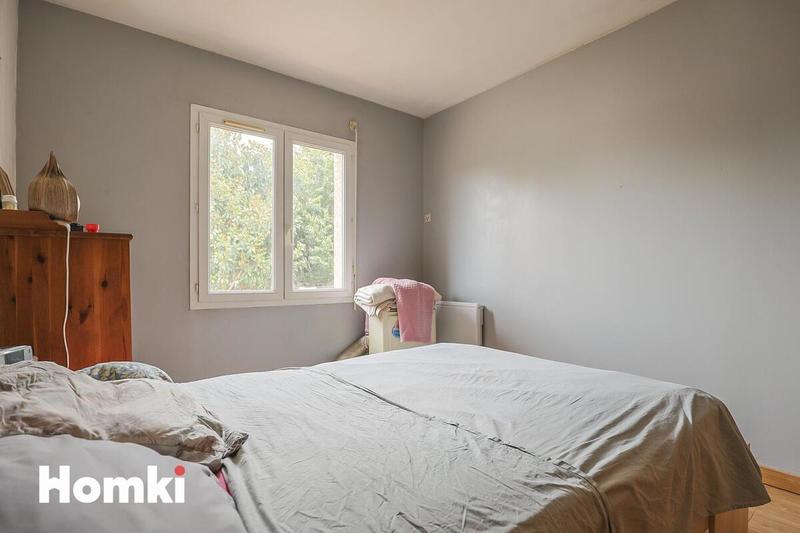 Maison - 200 m² - 4 pièces