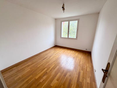 Appartement - 97 m² - 5 pièces