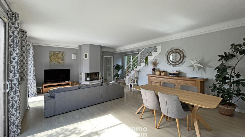 Maison - 150 m² - 7 pièces