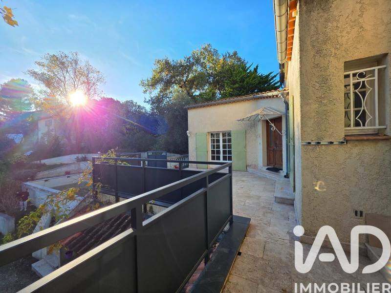 Maison - 138 m² - 5 pièces