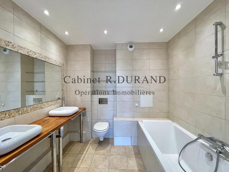 Appartement - 84 m² - 3 pièces