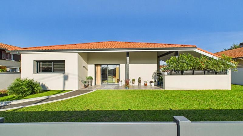 Maison - 155 m² - 7 pièces