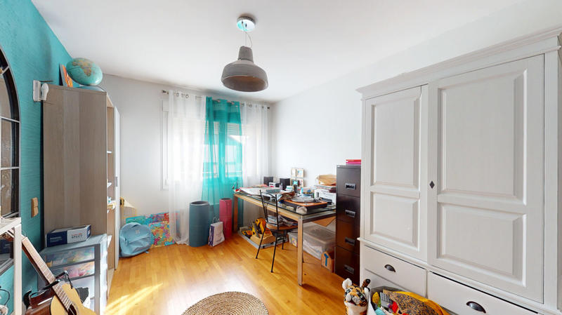 Maison - 300 m² - 11 pièces