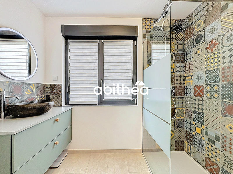 Maison - 95 m² - 4 pièces