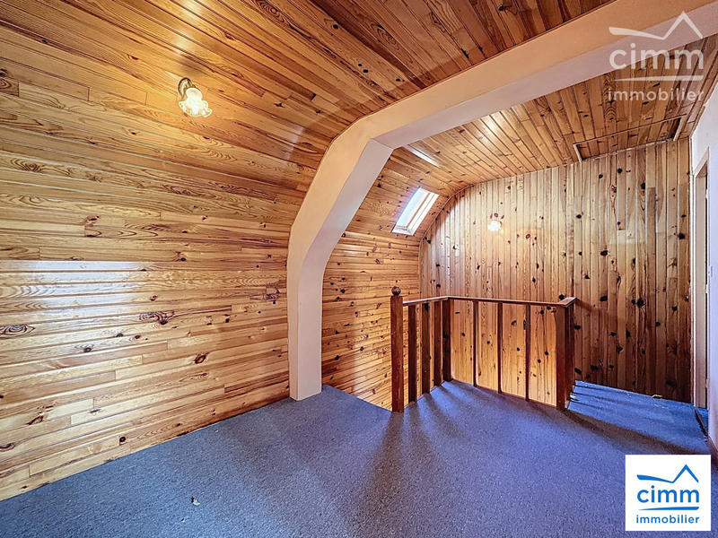 Maison - 110 m² - 5 pièces