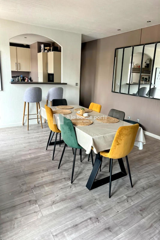 Maison - 168 m² - 7 pièces