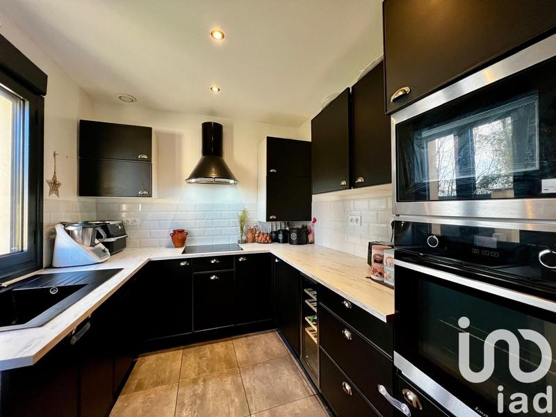 Maison - 87 m² - 6 pièces