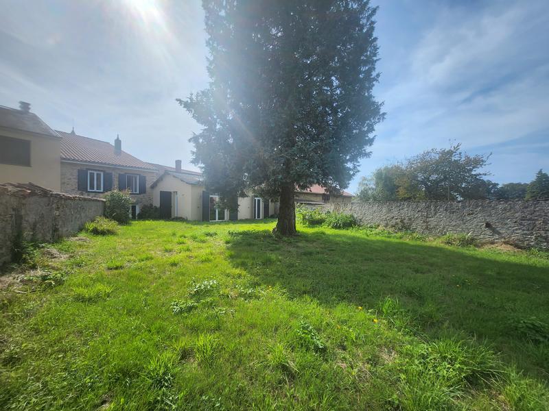 Maison - 320 m² - 10 pièces