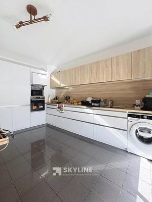 Appartement - 115 m² - 3 pièces