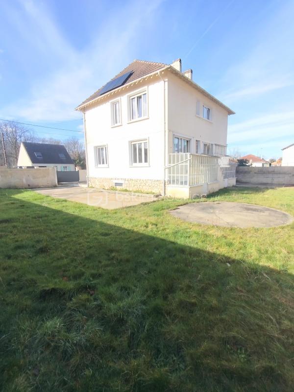 Pavillon - 180 m² - 9 pièces