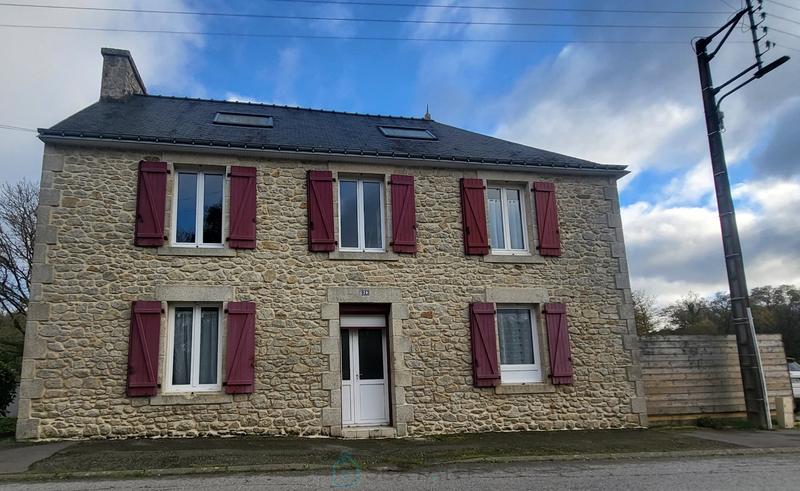 Maison en pierre - 149 m² - 6 pièces