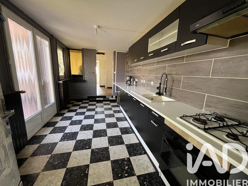 Maison - 83 m² - 4 pièces