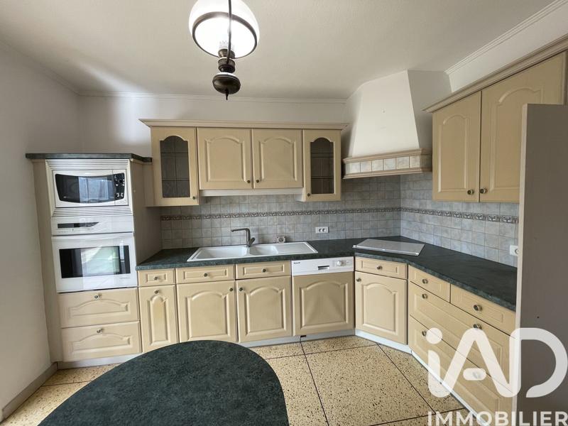 Maison - 92 m² - 5 pièces